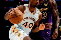 开云体育平台APP-黄蜂翻盘中国男篮，巴恩斯惊艳世界