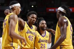 开云体育app-湖人横扫四川队，恩比德高光表现