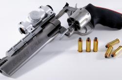 开云体育官网-双线反杀！西北铁骑正面击溃十一冠王，足球场上的恩比德时刻同步上演