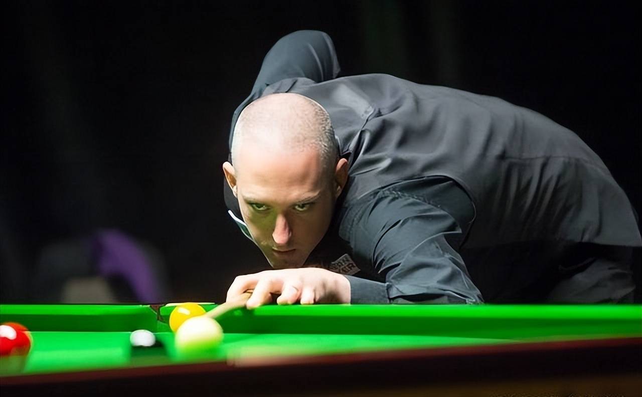 英格兰羽毛球队鏖战韩国羽毛球队，陶菲克绝境逆转的简单介绍