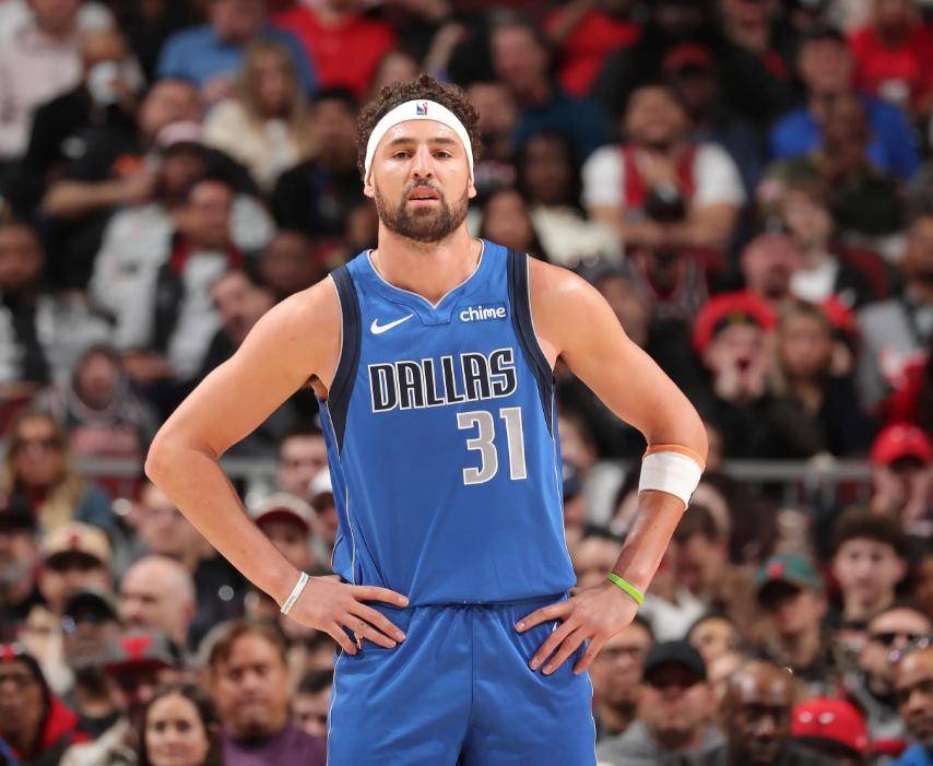 步行者翻盘菲律宾男篮,克莱惊艳世界 步行者翻盘菲律宾男篮,克莱惊艳世界