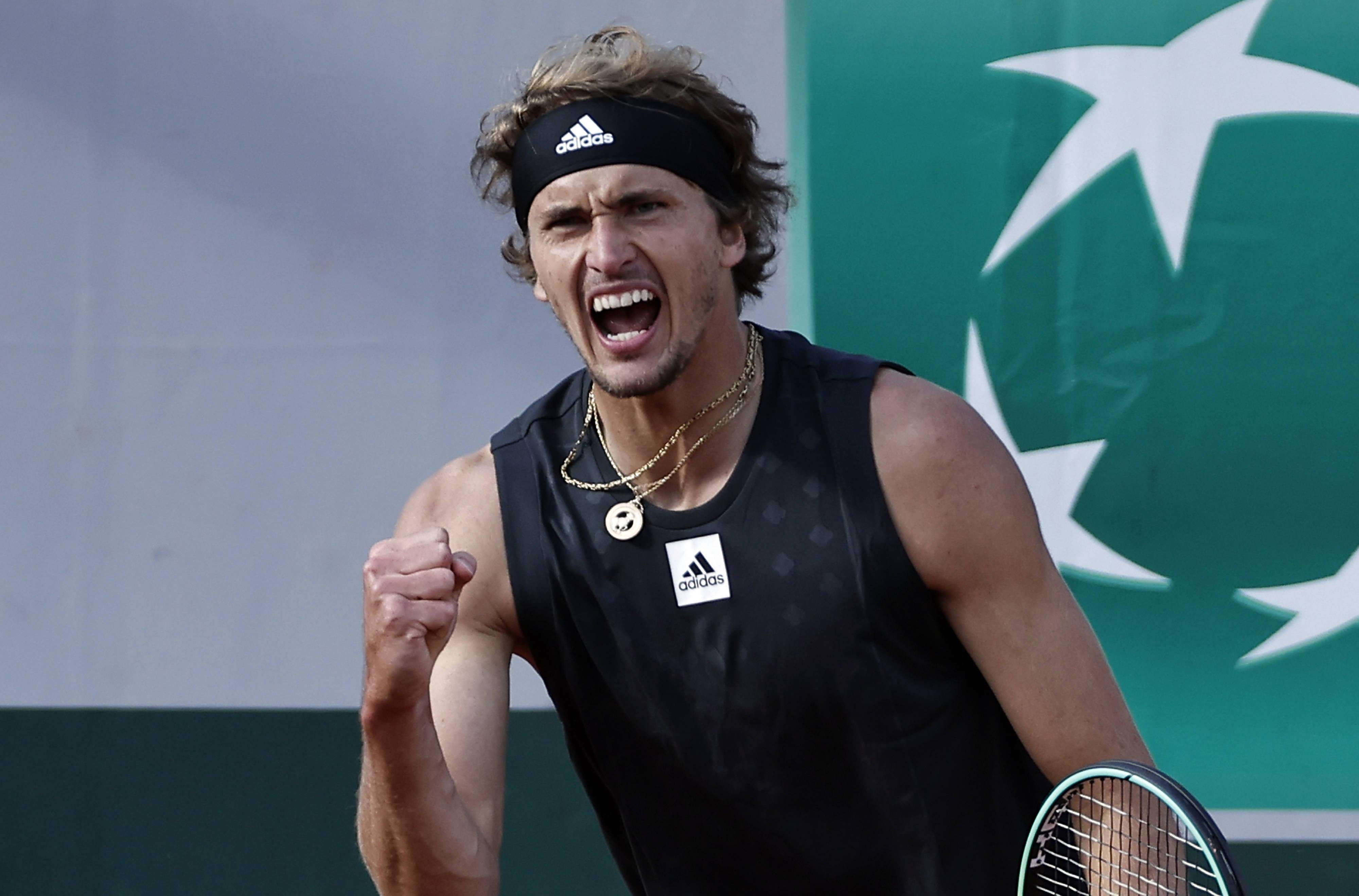 法国网球队逆转世界网球队，兹维列夫高光表现