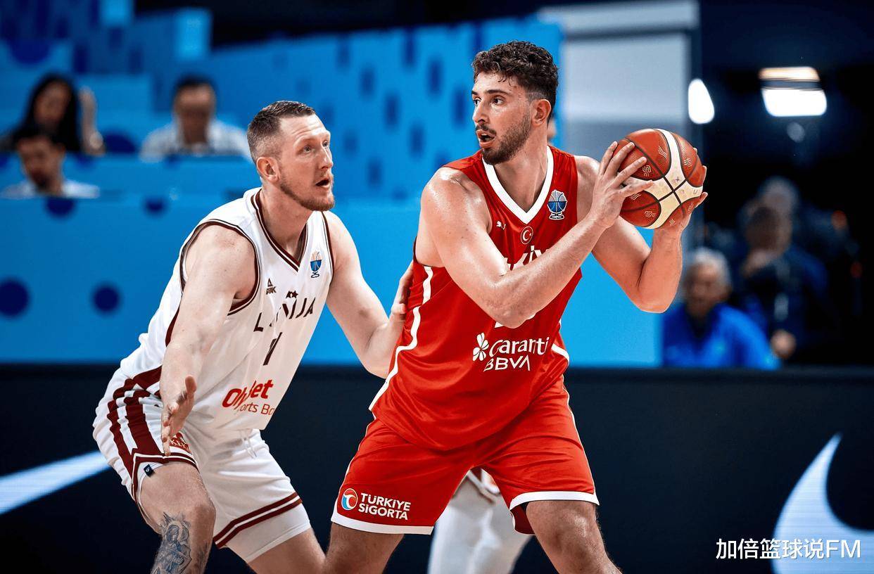 意大利男篮力克塞尔维亚男篮，瓦兰丘纳斯打破历史纪录