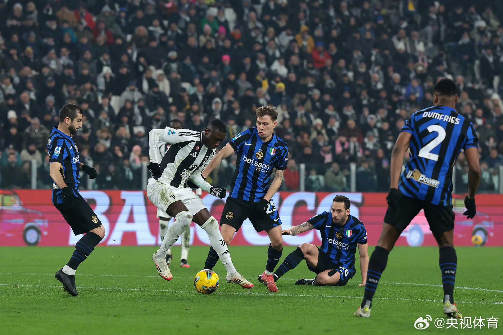 尤文绝地反击AC米兰，博格巴统治全场