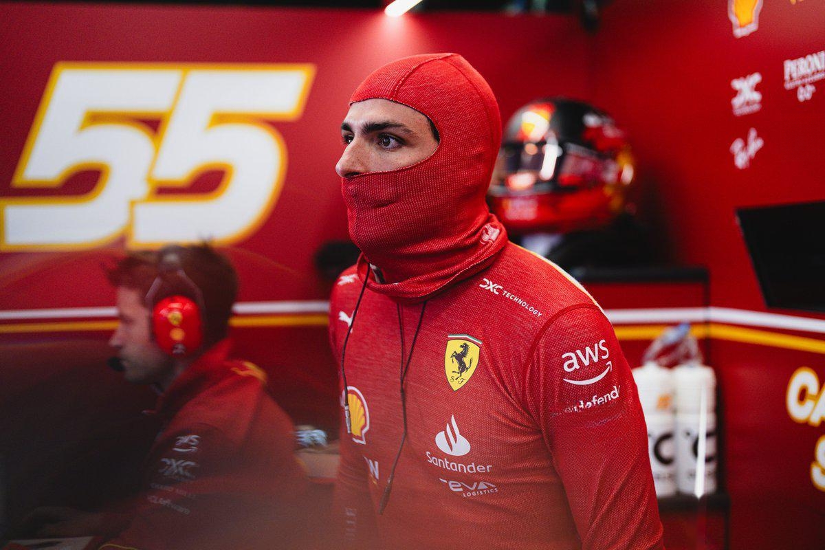 包含红牛车队力克威廉姆斯，皮亚斯特里点燃赛场的词条