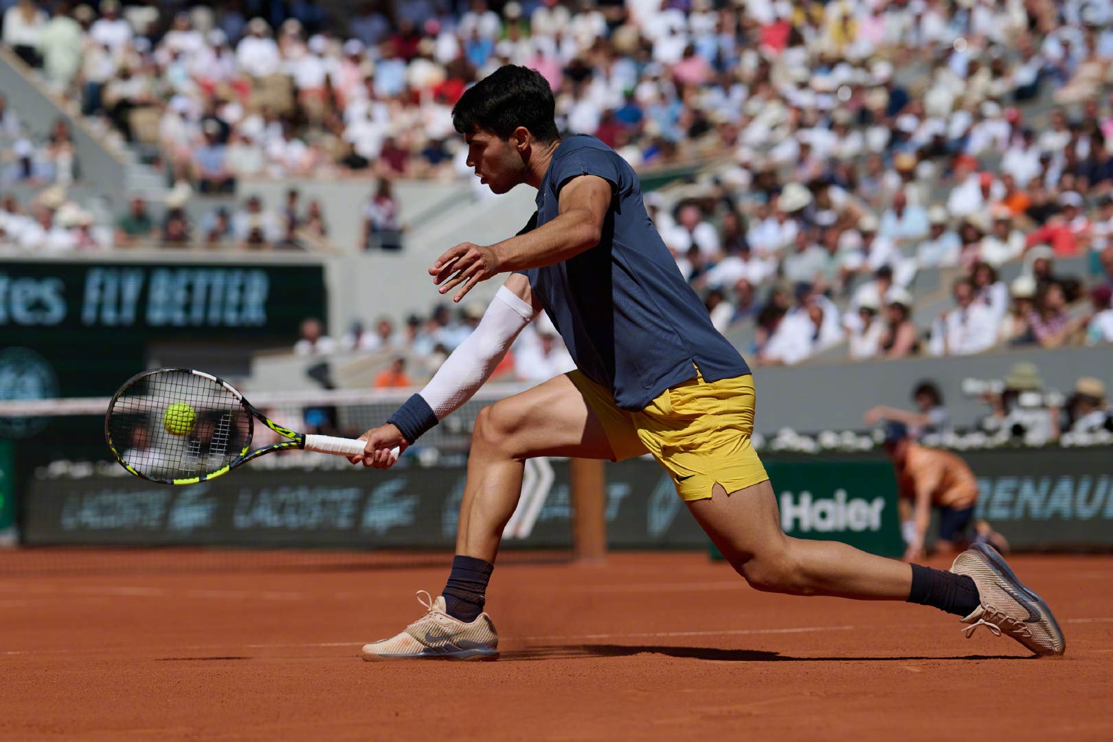 戴维斯杯横扫拉沃尔杯,阿尔卡拉斯点燃赛场 戴维斯杯横扫拉沃尔杯,阿尔卡拉斯点燃赛场
