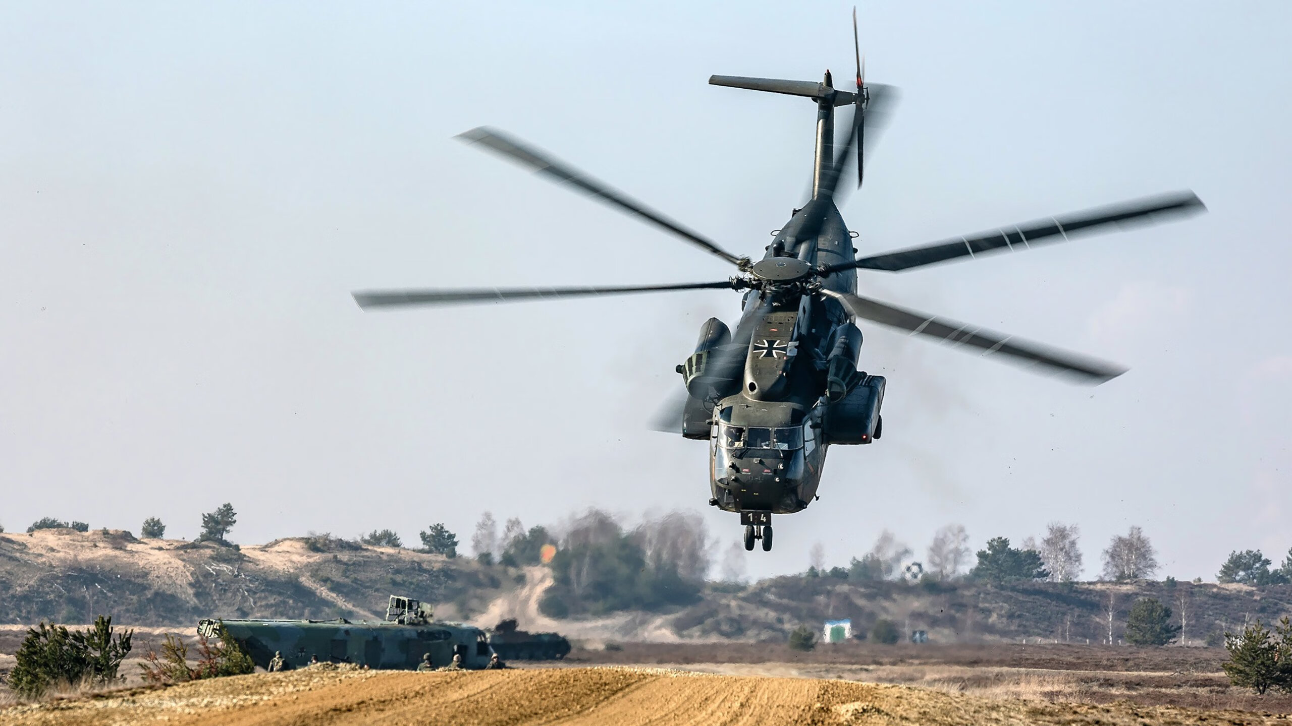 铁血之战，锡安末节紫金王朝式接管，灰熊用决胜局窒息节奏绞杀步行者