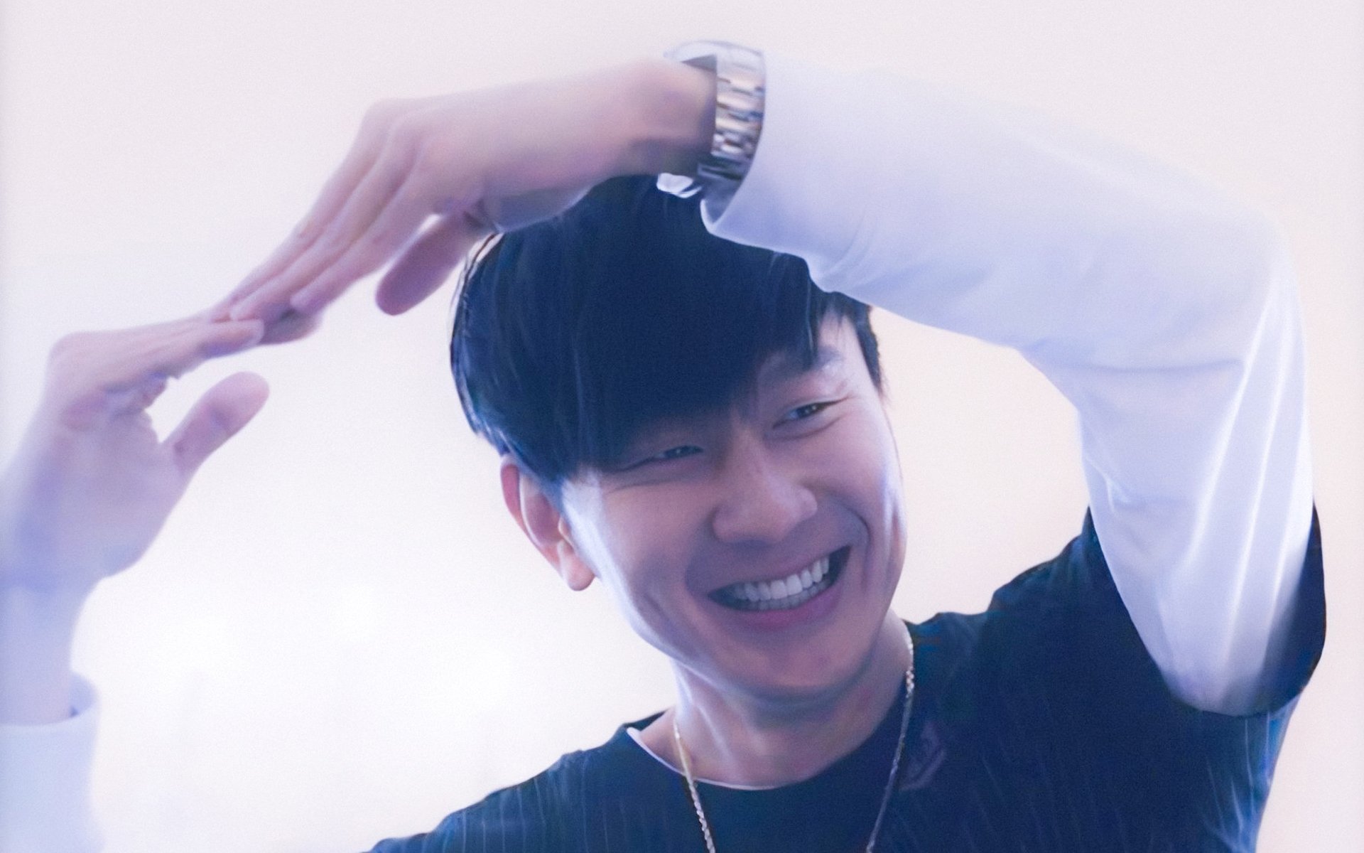 哨声撕裂时空,广厦强行终结,马克西接管世界杯