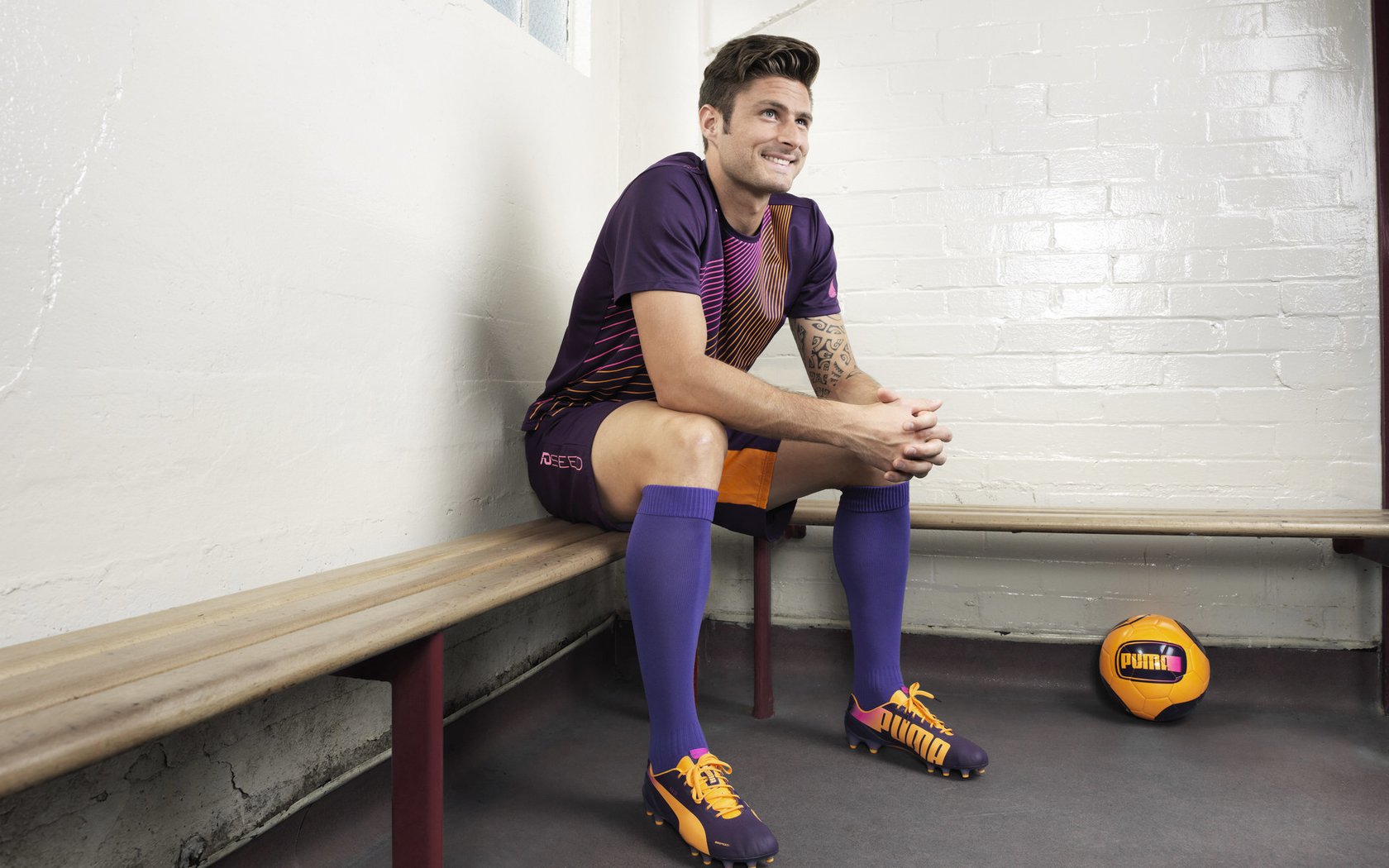 亚洲之巅的阴影，当韩国足球遭遇阿圭罗的降维打击