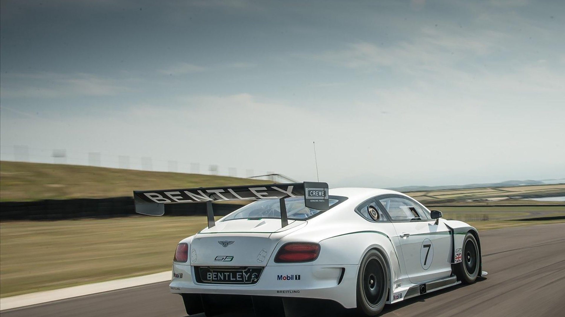 尼克斯用节奏交响乐击沉快船，杜兰特末节死神降临贡献制胜演出